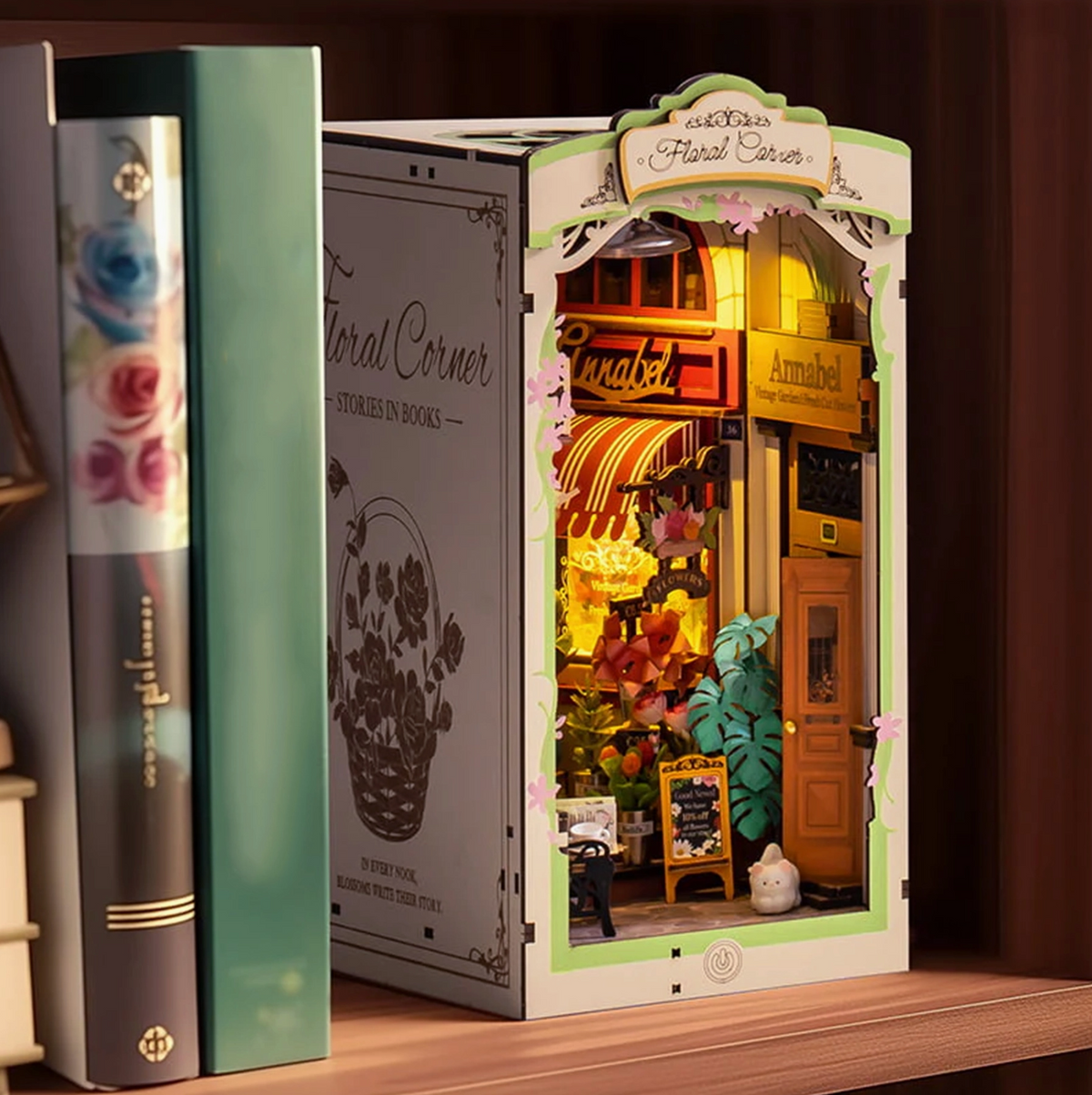 BookNook (Floral Corner)